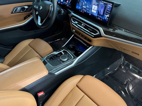 Certified 2023 BMW 330i Sedan w/ Driving Assistance Package RWD image 34