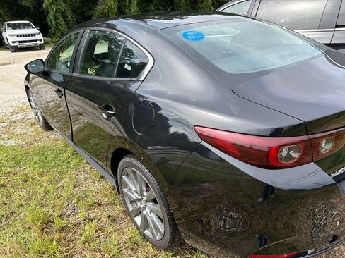 Used 2025 MAZDA MAZDA3 s FWD image 7