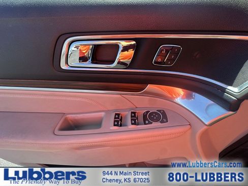 Used 2018 Ford Explorer Limited w/ Equipment Group 301A AWD/4WD image 12