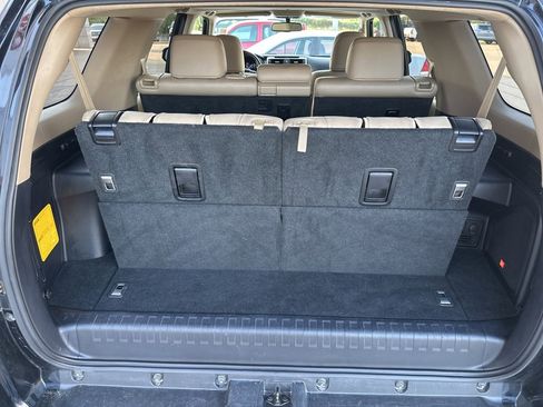 Used 2019 Toyota 4Runner Limited image 16