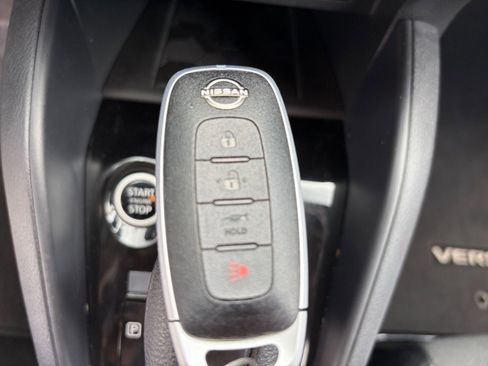 Used 2025 Nissan Versa SV FWD image 21