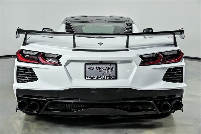 Used 2021 Chevrolet Corvette Stingray Coupe w/ 1LT RWD image 9