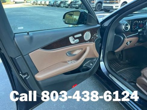 Used 2022 Mercedes-Benz E 450 4MATIC Sedan image 5