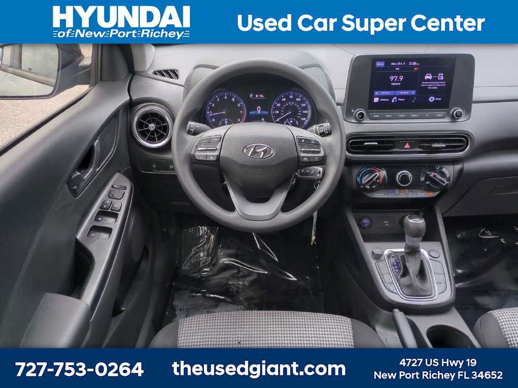 Certified 2022 Hyundai Kona SE FWD image 16