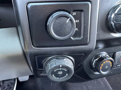 Used 2019 Ford F150 XLT w/ Equipment Group 302A Luxury AWD/4WD image 33