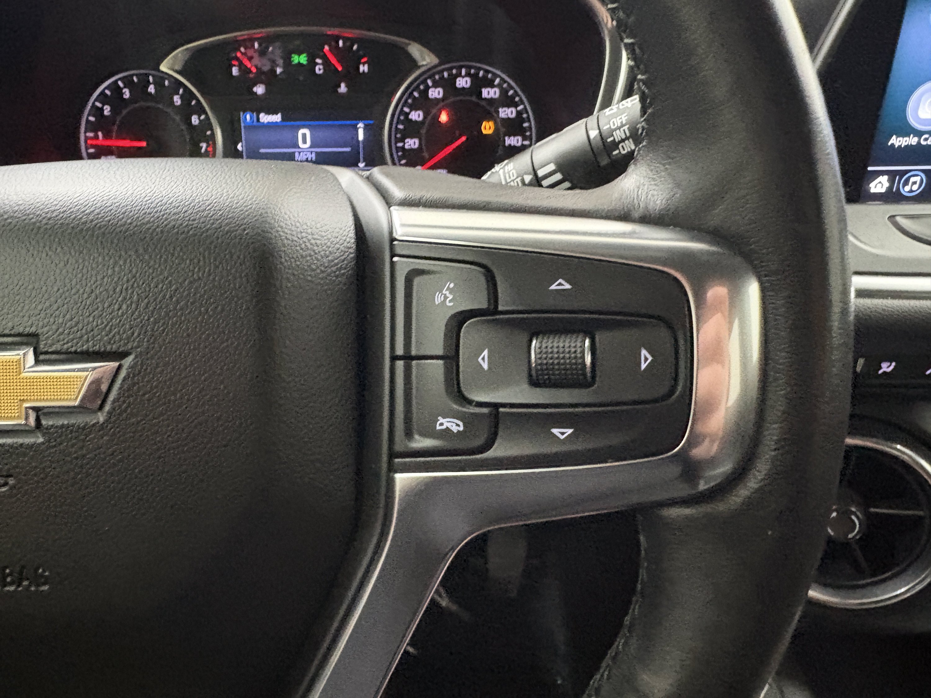 Used 2019 Chevrolet Blazer LT FWD image 34