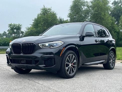 Used 2023 BMW X5 M50i w/ Executive Package AWD/4WD image 3