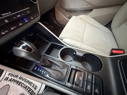 Used 2020 Hyundai Tucson Sport w/ Winter Weather Package image 19