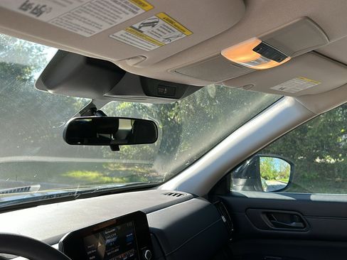 Certified 2023 Nissan Pathfinder S image 20