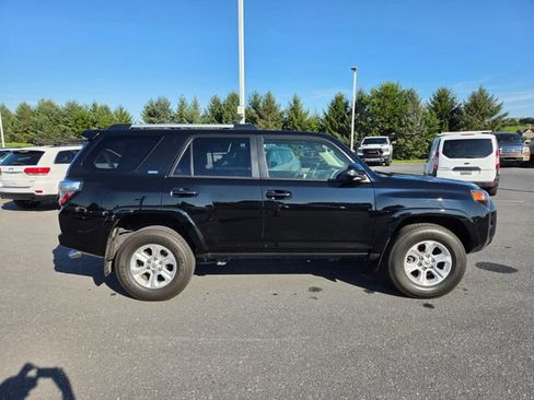 Used 2024 Toyota 4Runner SR5 Premium w/ Moonroof Package AWD/4WD image 18