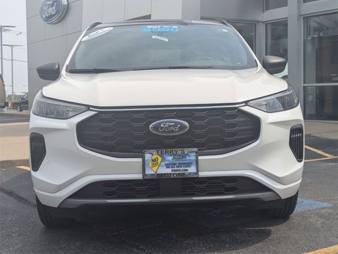 Used 2023 Ford Escape ST-Line w/ Tech Pack #1 image 8