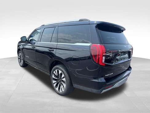 Used 2025 Ford Expedition Platinum w/ Driver's Package AWD/4WD image 6