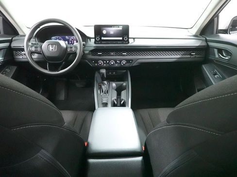 Used 2024 Honda Accord EX image 10