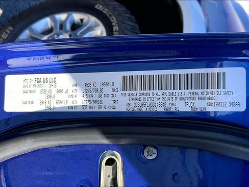 Used 2016 RAM 2500 Laramie image 37