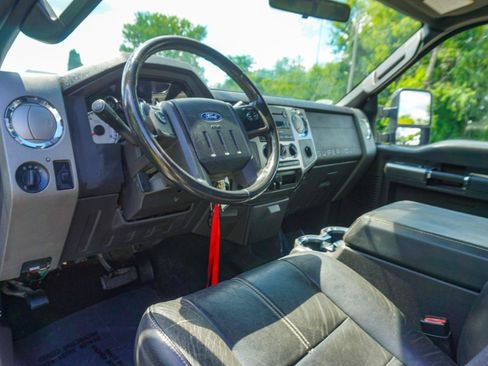 Used 2008 Ford F250 Harley-Davidson AWD/4WD image 13