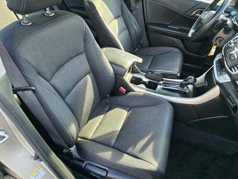 Used 2013 Honda Accord Sport image 29