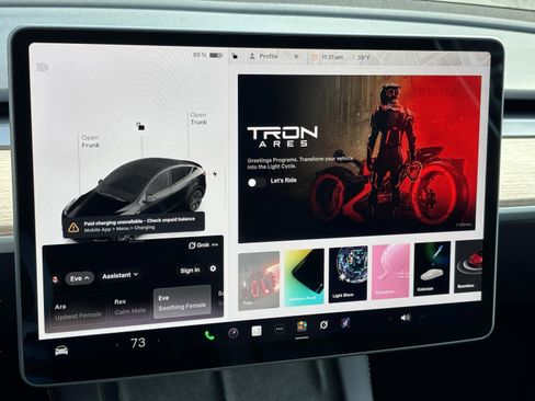 Used 2024 Tesla Model Y Long Range image 13