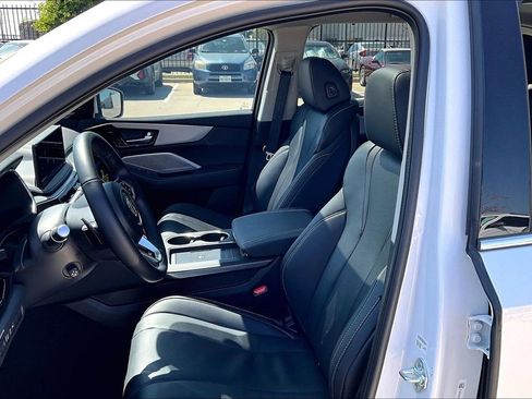 Used 2026 Acura MDX w/ Technology Package image 30