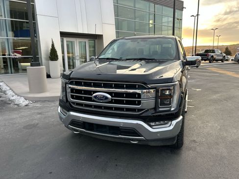 Certified 2022 Ford F150 Lariat w/ Equipment Group 502A High image 3