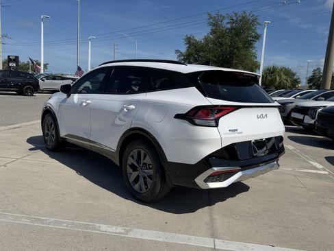 Certified 2023 Kia Sportage SX FWD image 6