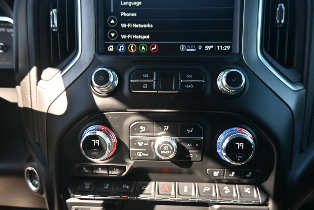 Used 2023 GMC Sierra 2500 Denali w/ Denali Ultimate Package AWD/4WD image 40