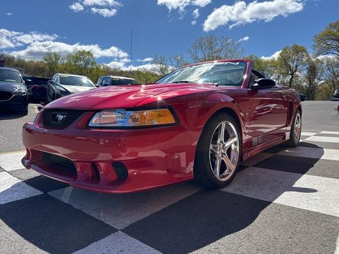 Used 2000 Ford Mustang GT RWD image 8