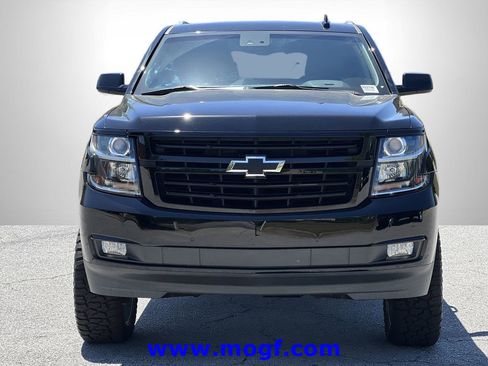 Used 2020 Chevrolet Suburban Premier image 32