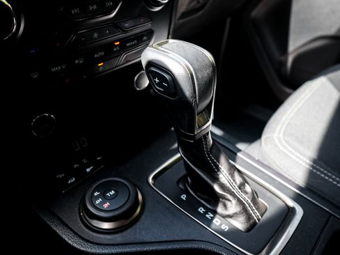 Used 2021 Ford Ranger XLT w/ Equipment Group 302A High image 25