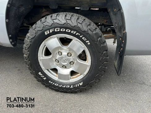Used 2011 Toyota Tundra 4x4 Double Cab w/ TRD Off-Road Pkg image 23