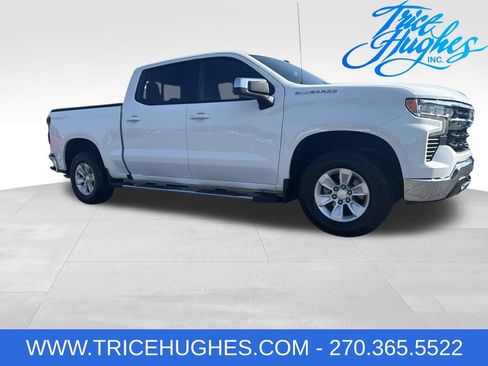 Used 2022 Chevrolet Silverado 1500 LT w/ Convenience Package II AWD/4WD image 1