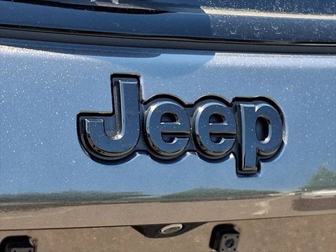 Certified 2021 Jeep Compass Latitude AWD/4WD image 17