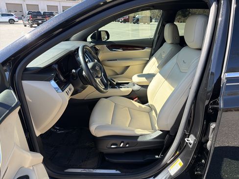 Used 2019 Cadillac XT5 Luxury image 10