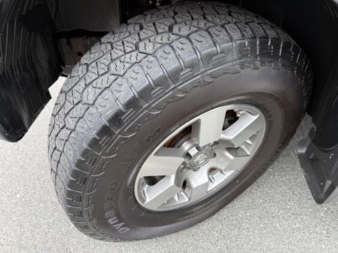 Used 2011 Nissan Xterra PRO-4X w/ Pro-4x Leather Pkg AWD/4WD image 26
