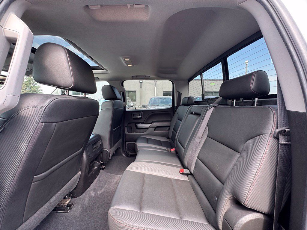 Used 2019 GMC Sierra 2500 SLT w/ All Terrain HD Package AWD/4WD image 36