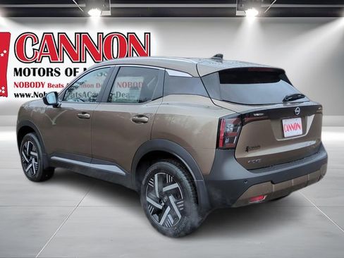 New 2026 Nissan Kicks SV w/ SV Premium Package image 7