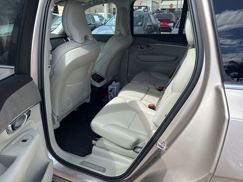 Used 2025 Volvo XC90 B5 Plus w/ Protection Package Premier AWD/4WD image 22