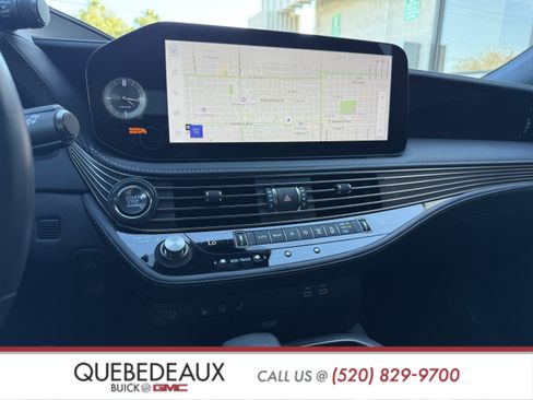 Used 2024 Lexus LS 500 w/ Interior Upgrade Package image 26