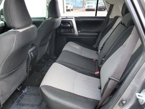 Used 2016 Toyota 4Runner SR5 AWD/4WD image 21