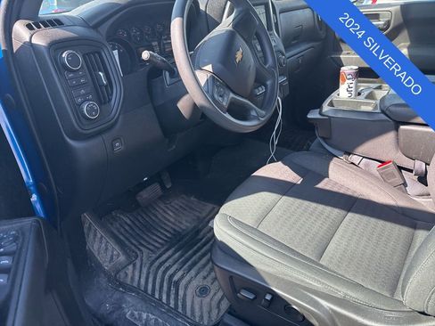Used 2024 Chevrolet Silverado 1500 Custom w/ Turbomax Blackout Package AWD/4WD image 10