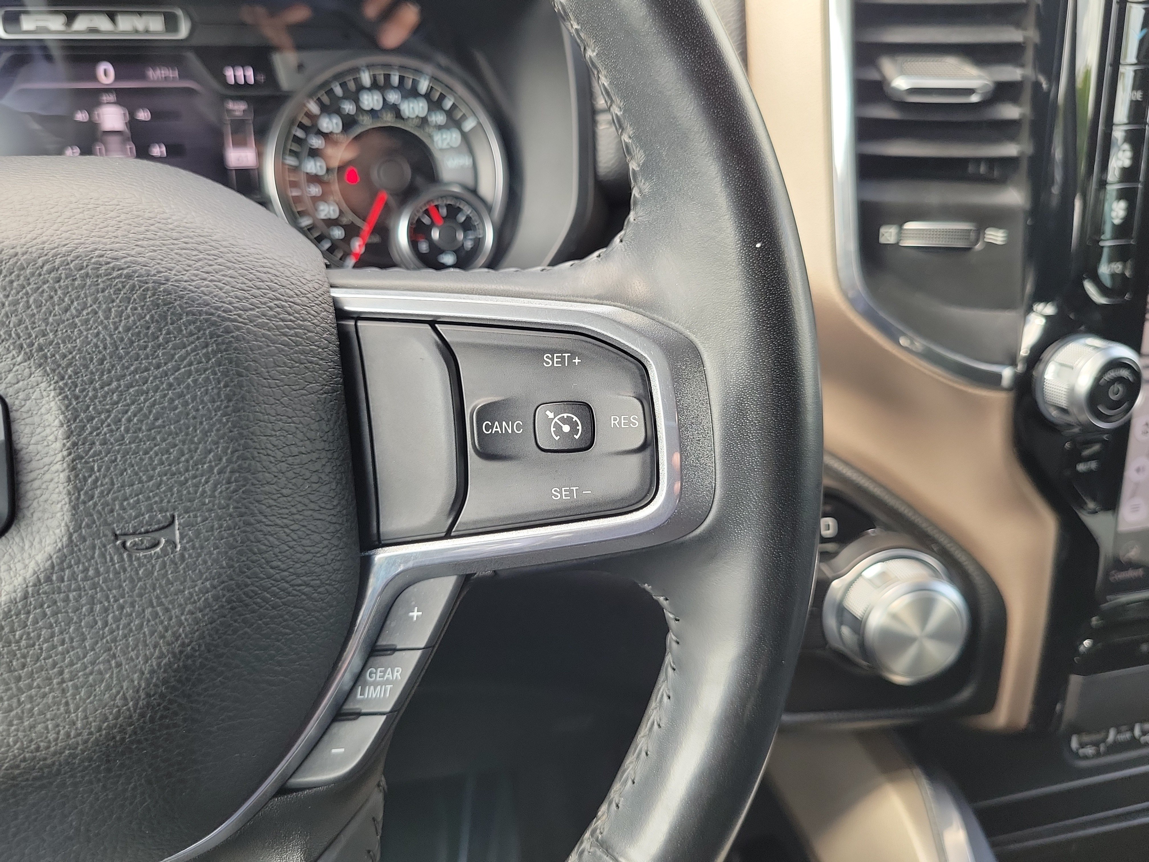 Used 2022 RAM 1500 Laramie RWD image 20