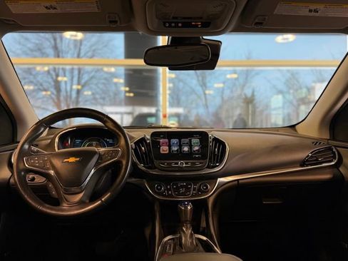 Used 2017 Chevrolet Volt Premier w/ Driver Confidence II Package image 38