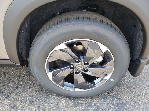 New 2026 Nissan Rogue SV image 22