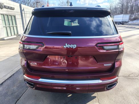 Certified 2025 Jeep Grand Cherokee L Summit image 9