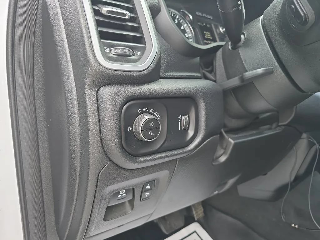 Used 2021 RAM 1500 Big Horn w/ Trailer Tow Group AWD/4WD image 12