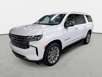 Used 2023 Chevrolet Suburban Premier w/ Premium Package 2