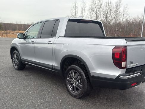 Used 2019 Honda Ridgeline Sport image 11