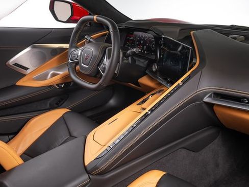 Used 2024 Chevrolet Corvette Stingray Premium Cpe w/ Z51 Performance Package RWD image 45
