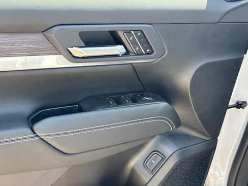 New 2026 GMC Terrain Denali AWD/4WD image 22