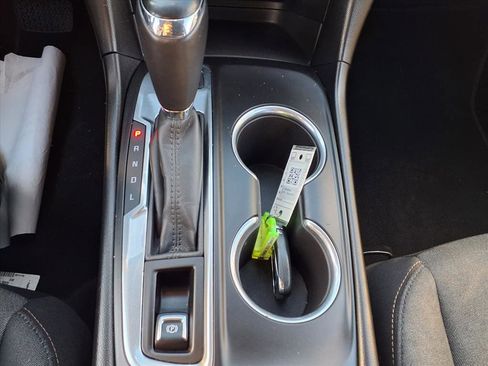 Used 2019 Chevrolet Equinox LT image 20