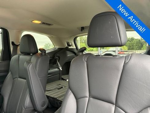 Used 2019 Subaru Ascent Limited AWD/4WD image 10